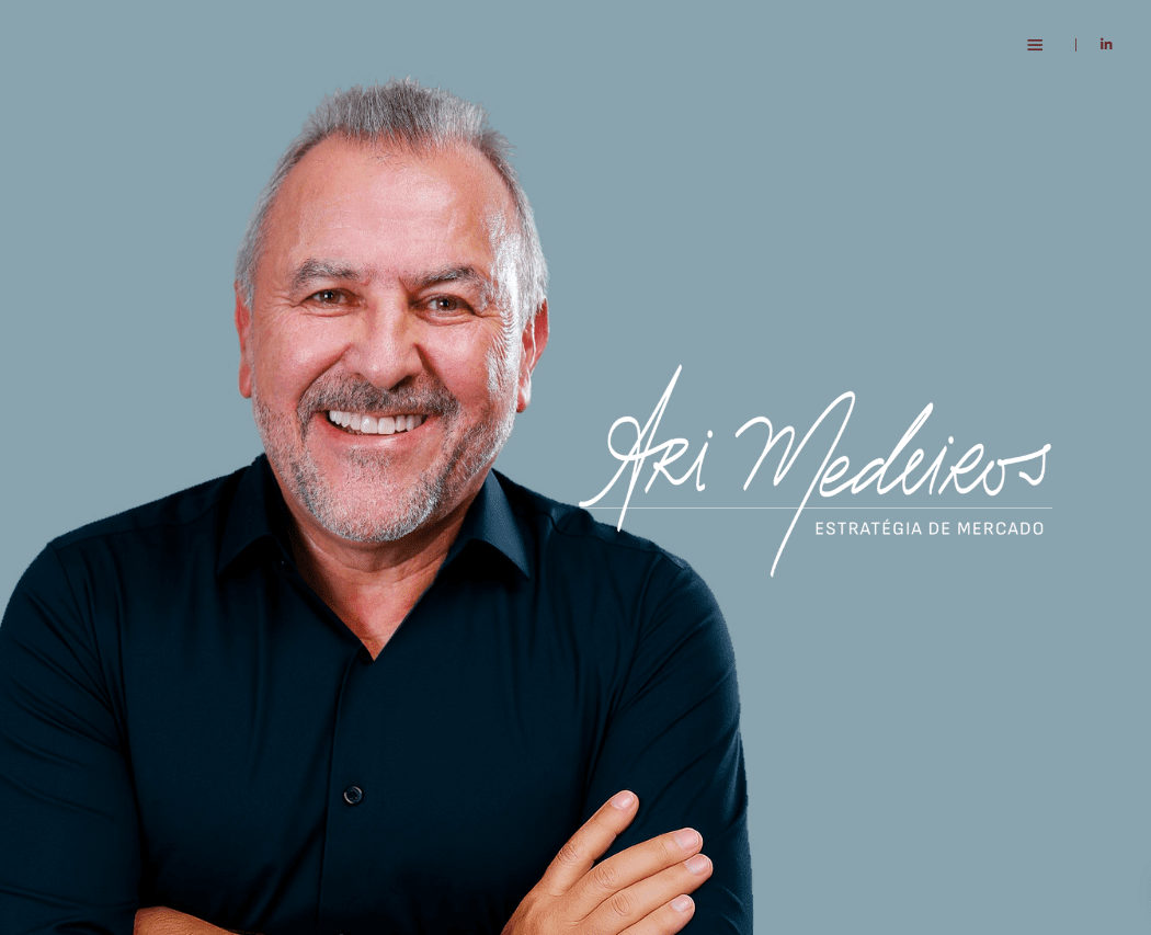 Landing Page Ari Medeiros desenvolvida pela Nexfera, destacando inovações digitais para transformar negócios